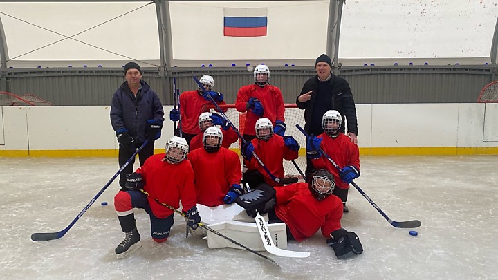 Команда по специальному хоккею "Кабарожка"